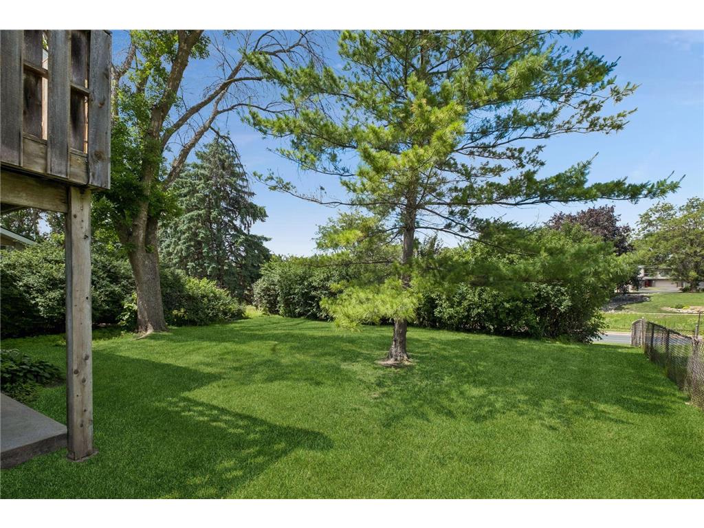5706 W 98 1/2 Street Bloomington MN 55437 7024999 image30