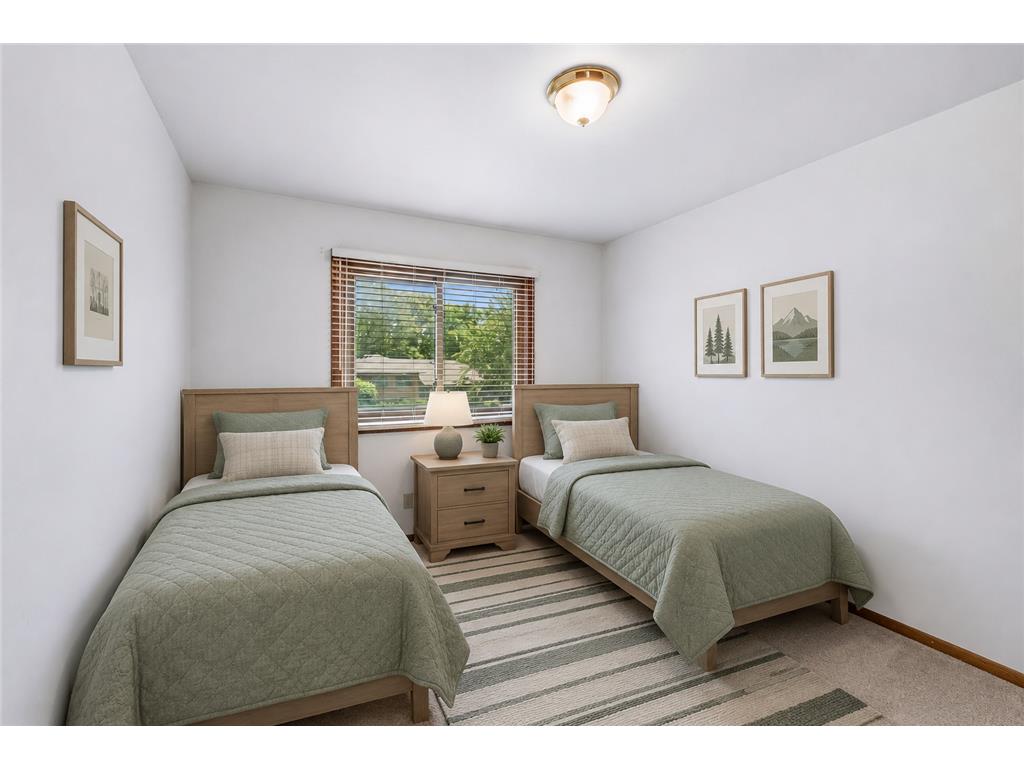 5706 W 98 1/2 Street Bloomington MN 55437 7024999 image9
