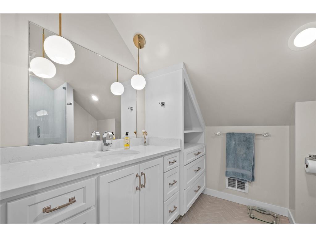 5708 10th Avenue S Minneapolis MN 55417 7063680 image26