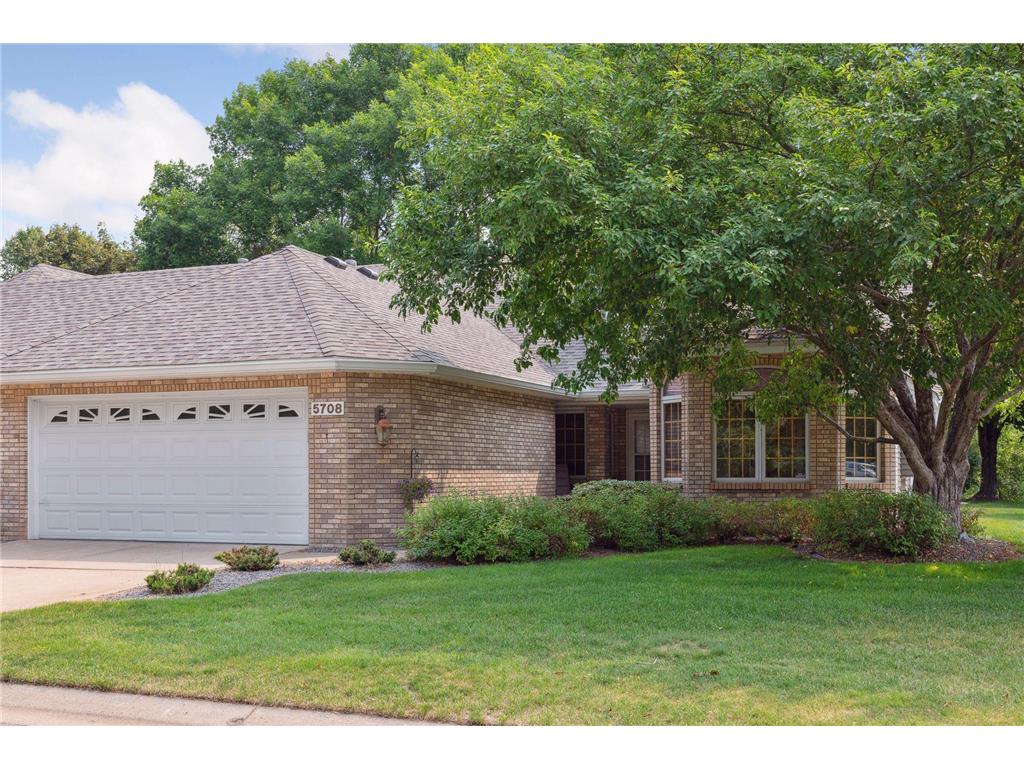 5708 Silverthorn Place Shoreview MN 55126 MLS: 6381199 Edina Realty 5708 Silverthorn Place Shoreview MN 55126 MLS: 6381199 Edina Realty
