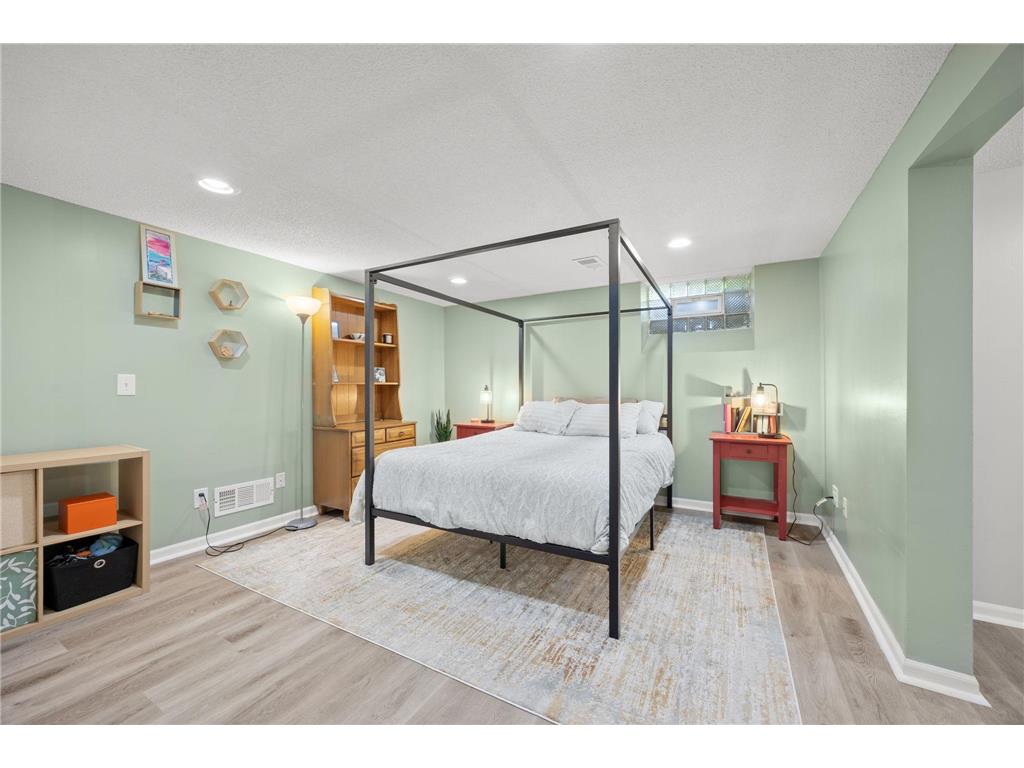 5709 W Lake Street Saint Louis Park MN 55416 7098667 image12