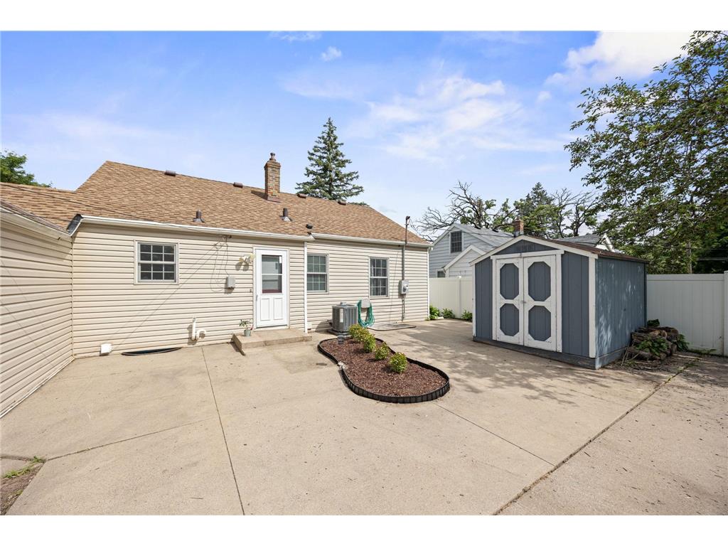 5709 W Lake Street Saint Louis Park MN 55416 7098667 image20