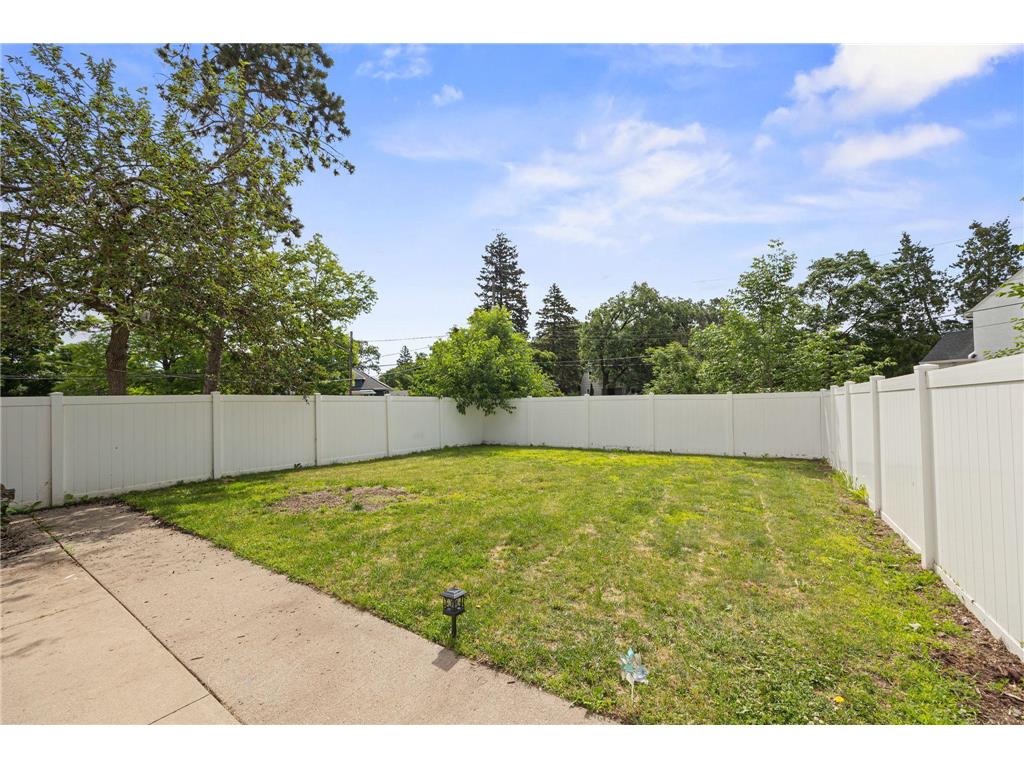 5709 W Lake Street Saint Louis Park MN 55416 7098667 image21