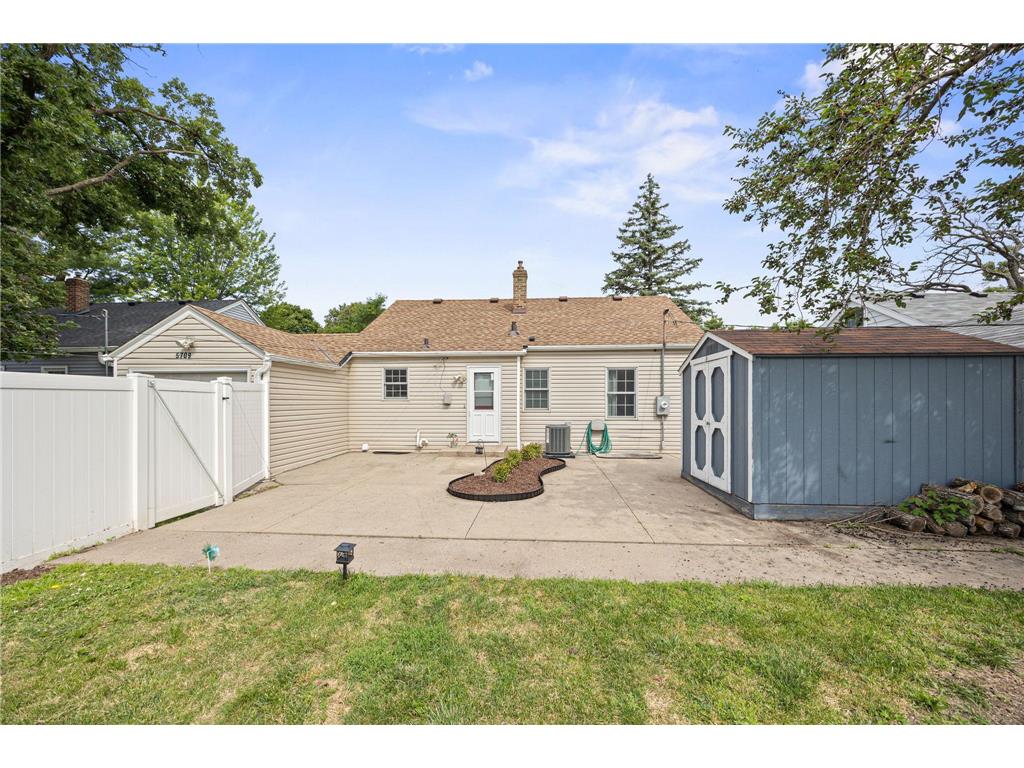 5709 W Lake Street Saint Louis Park MN 55416 7098667 image22