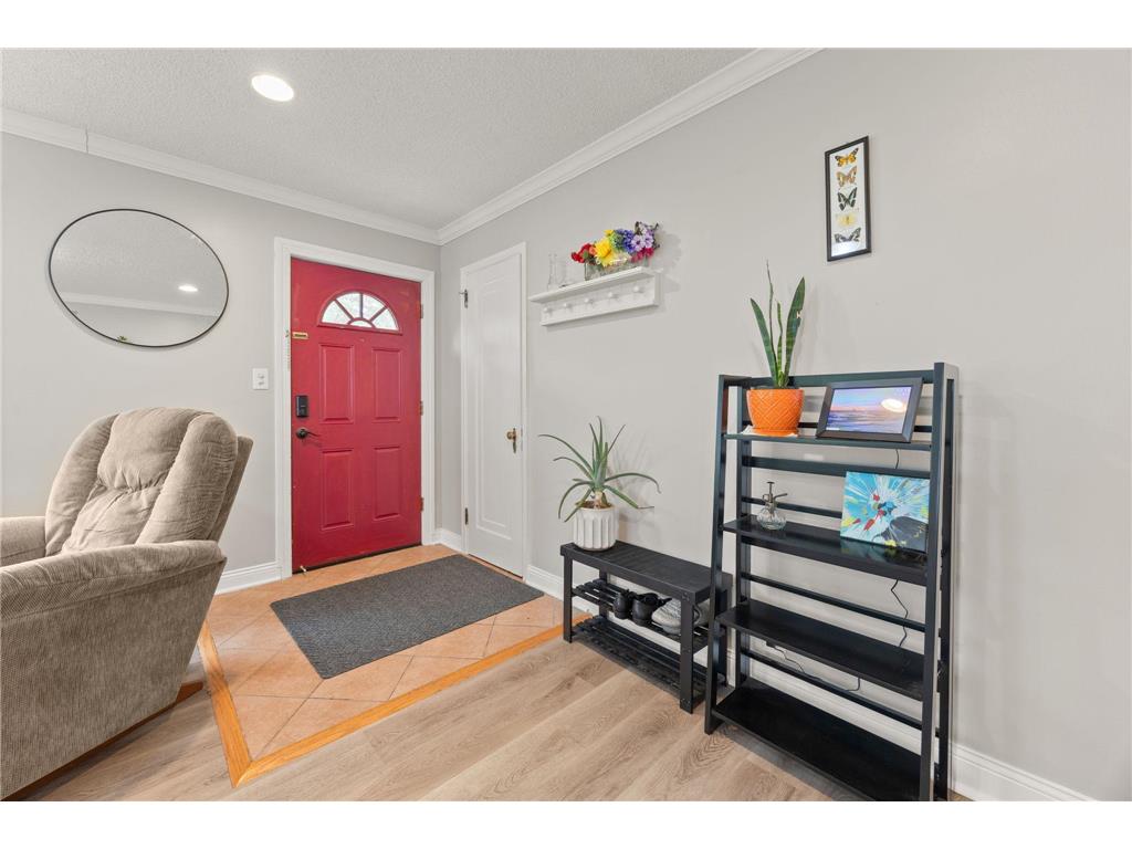5709 W Lake Street Saint Louis Park MN 55416 7098667 image3