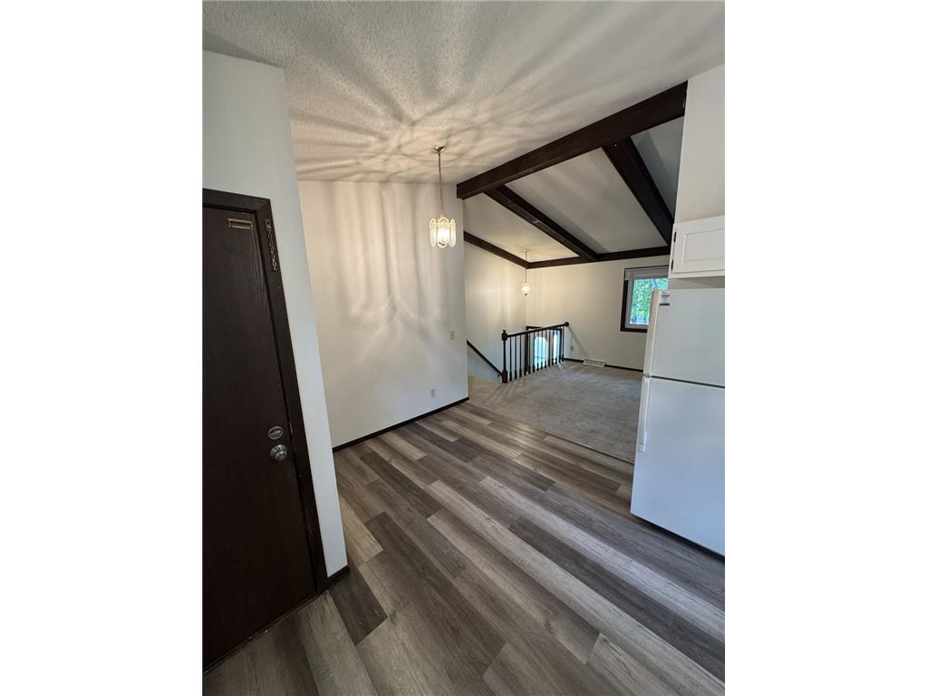 571 County Road B E Maplewood MN 55117 6788425 image2