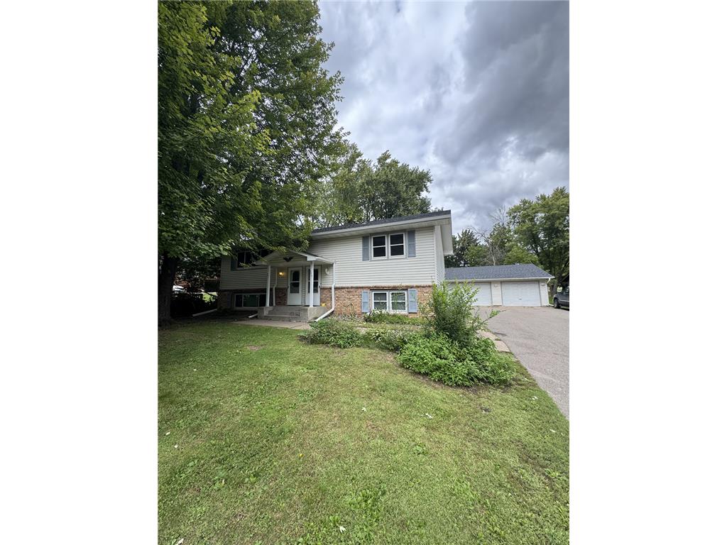 571 County Road B E Maplewood MN 55117 6788425 image9