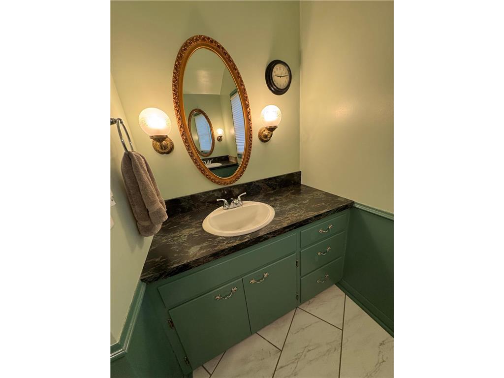 571 E Academy Street Owatonna MN 55060 7061682 image28