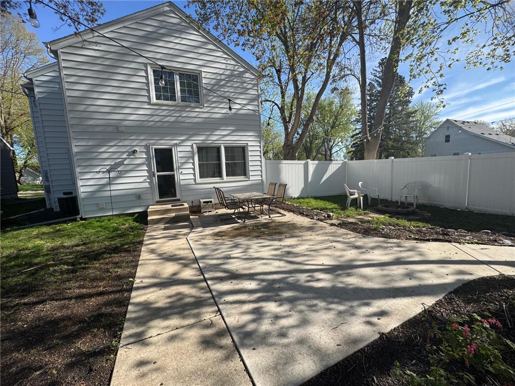 571 E Academy Street Owatonna MN 55060 7061682 image34