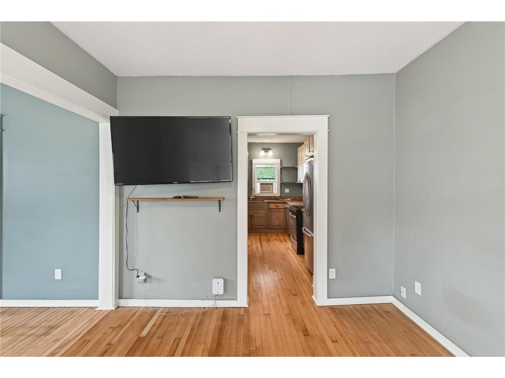 571 Front Avenue Saint Paul MN 55117 7061084 image11
