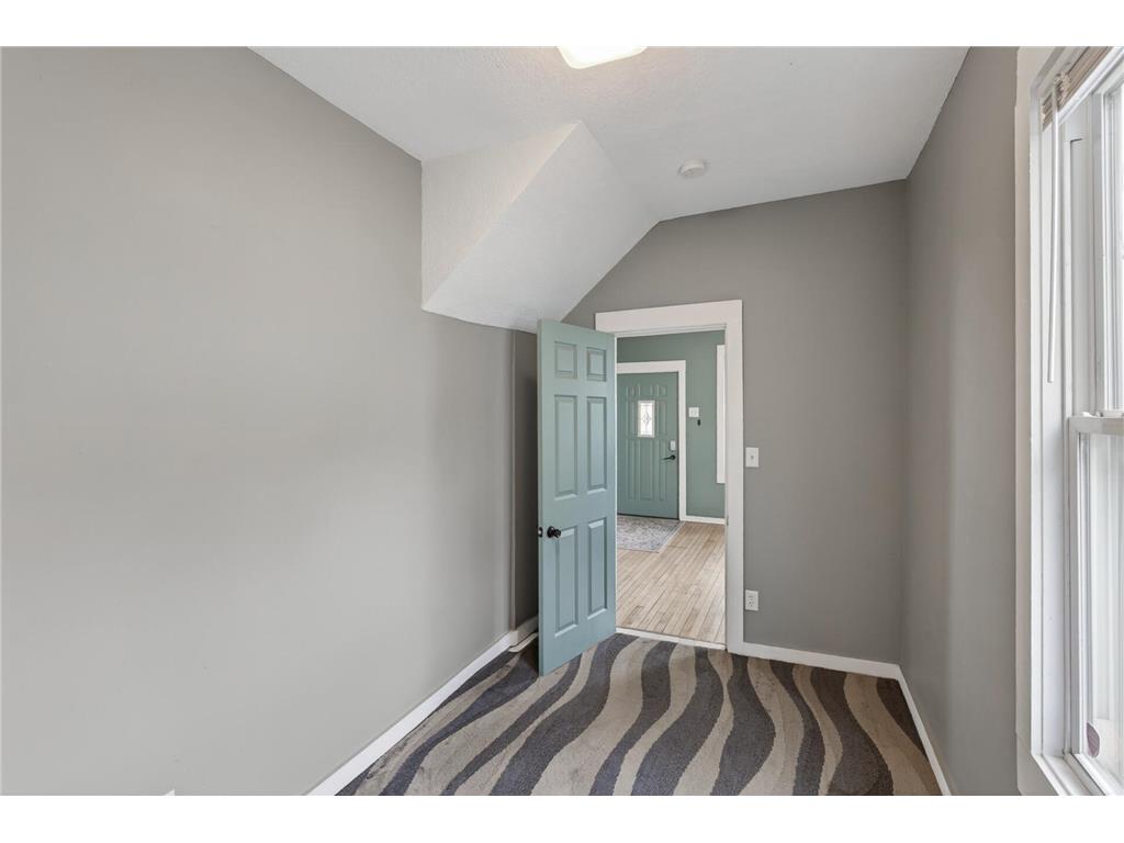 571 Front Avenue Saint Paul MN 55117 7061084 image17