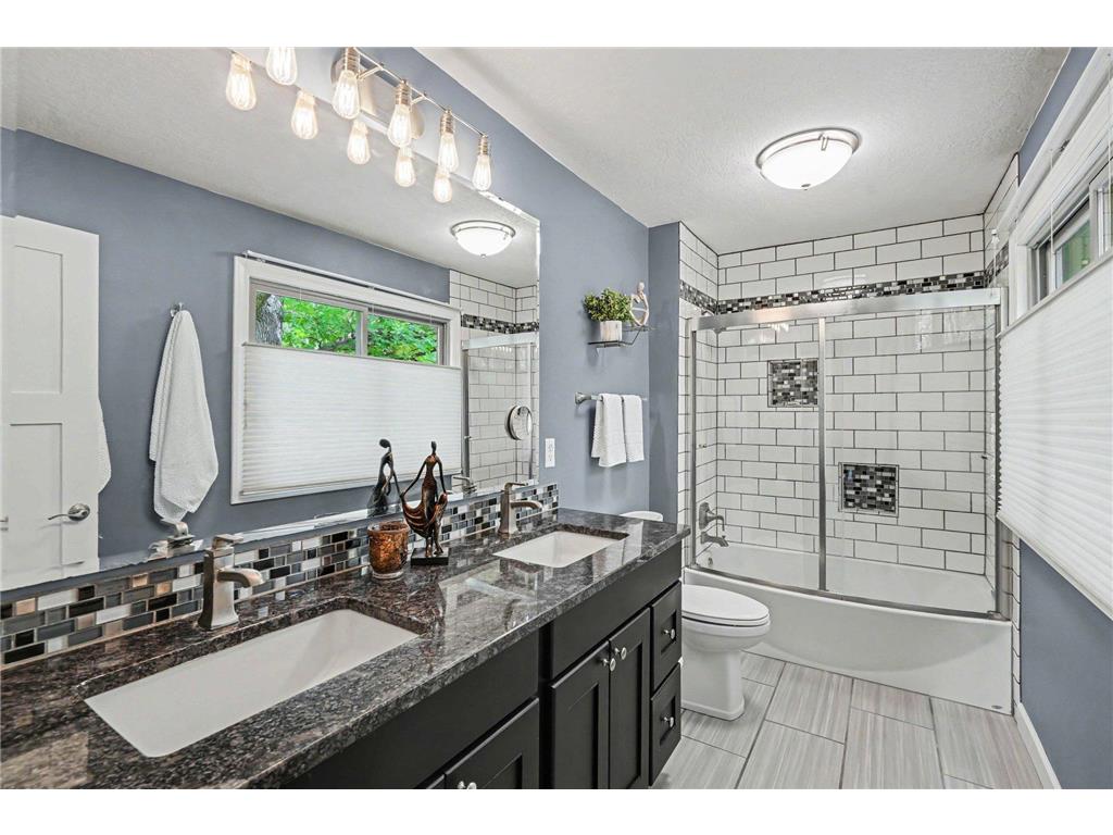 5710 Oakview Lane N Plymouth MN 55442 - Bass Lake 7104149 image17