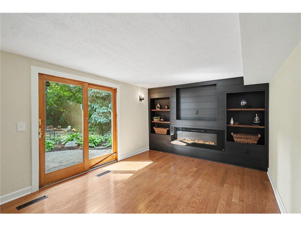 5710 Oakview Lane N Plymouth MN 55442 - Bass Lake 7104149 image22