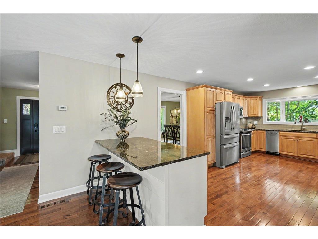 5710 Oakview Lane N Plymouth MN 55442 - Bass Lake 7104149 image6
