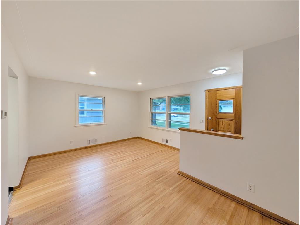 5711 Xerxes Avenue S Minneapolis MN 55410 7070085 image10