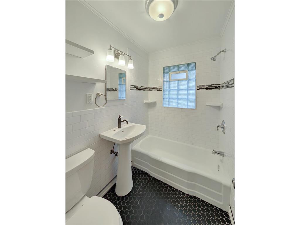 5711 Xerxes Avenue S Minneapolis MN 55410 7070085 image11