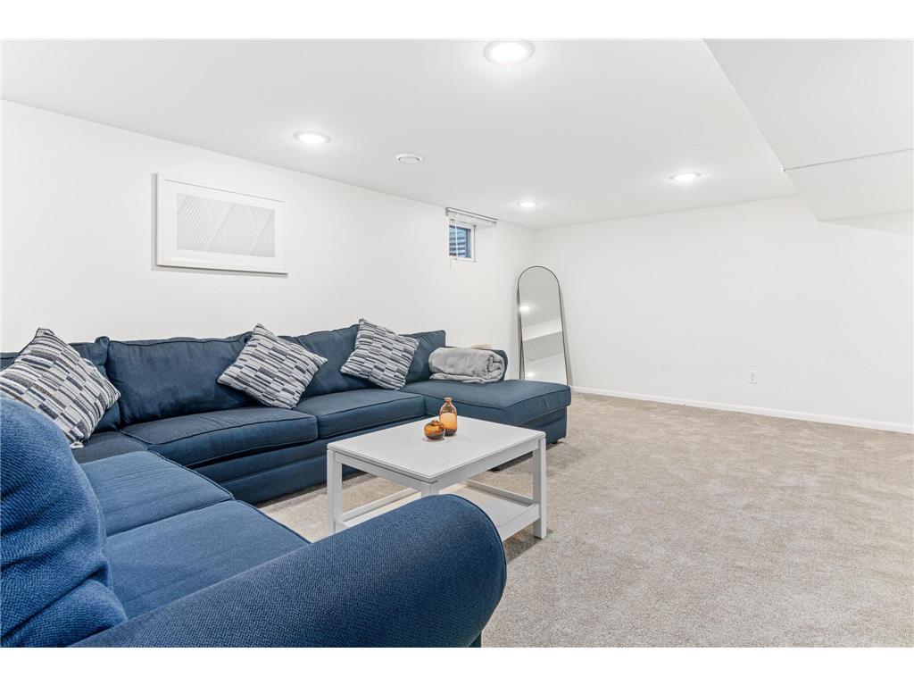 5712 40th Avenue S Minneapolis MN 55417 7027257 image18