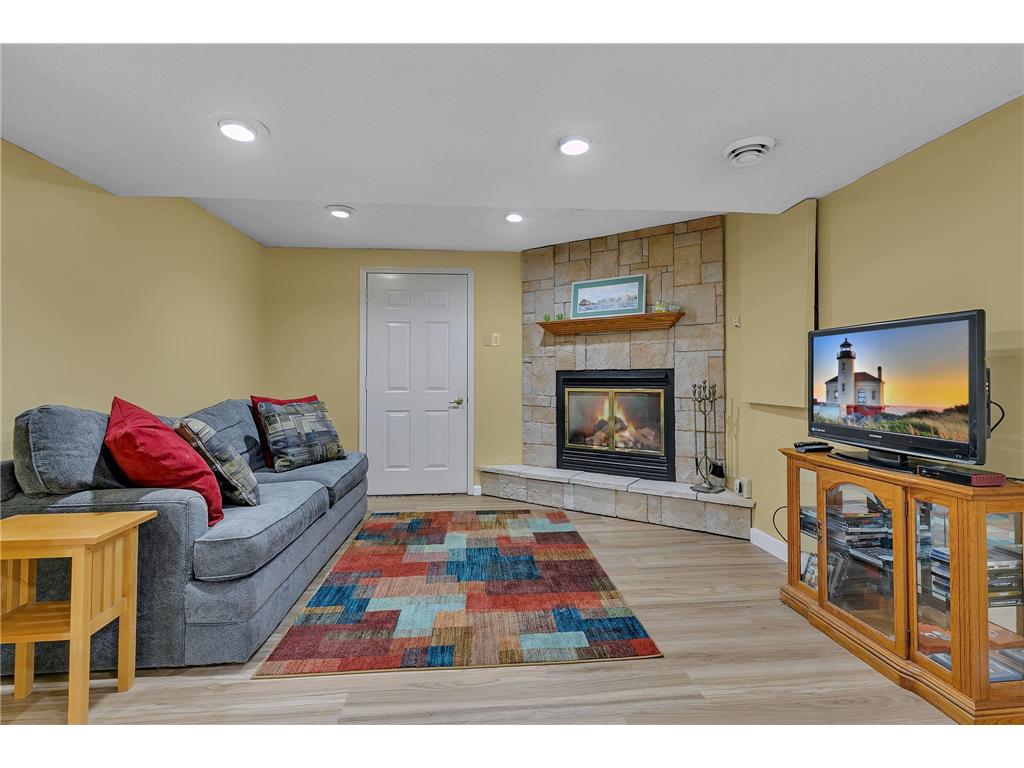 5715 Imhoff Avenue SW Howard Lake MN 55349 - Howard 7065225 image28