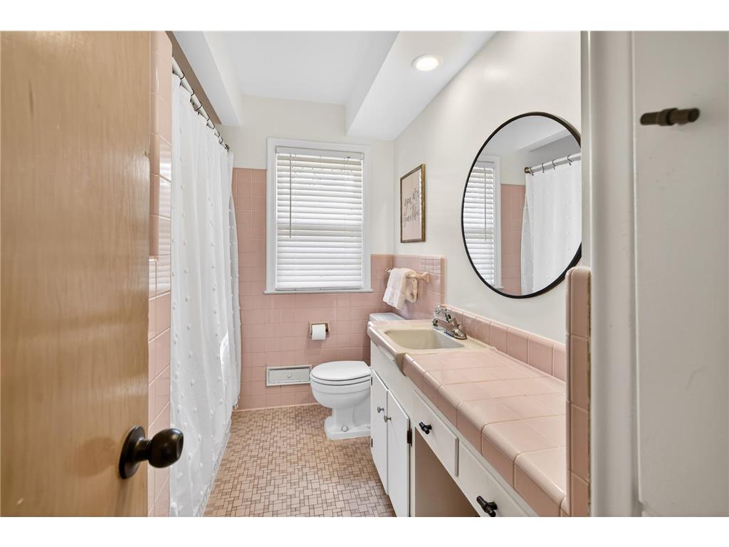 5717 Concord Avenue Edina MN 55424 7039046 image19