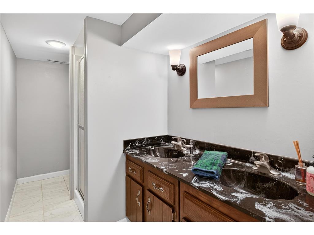 5717 Concord Avenue Edina MN 55424 7039046 image24