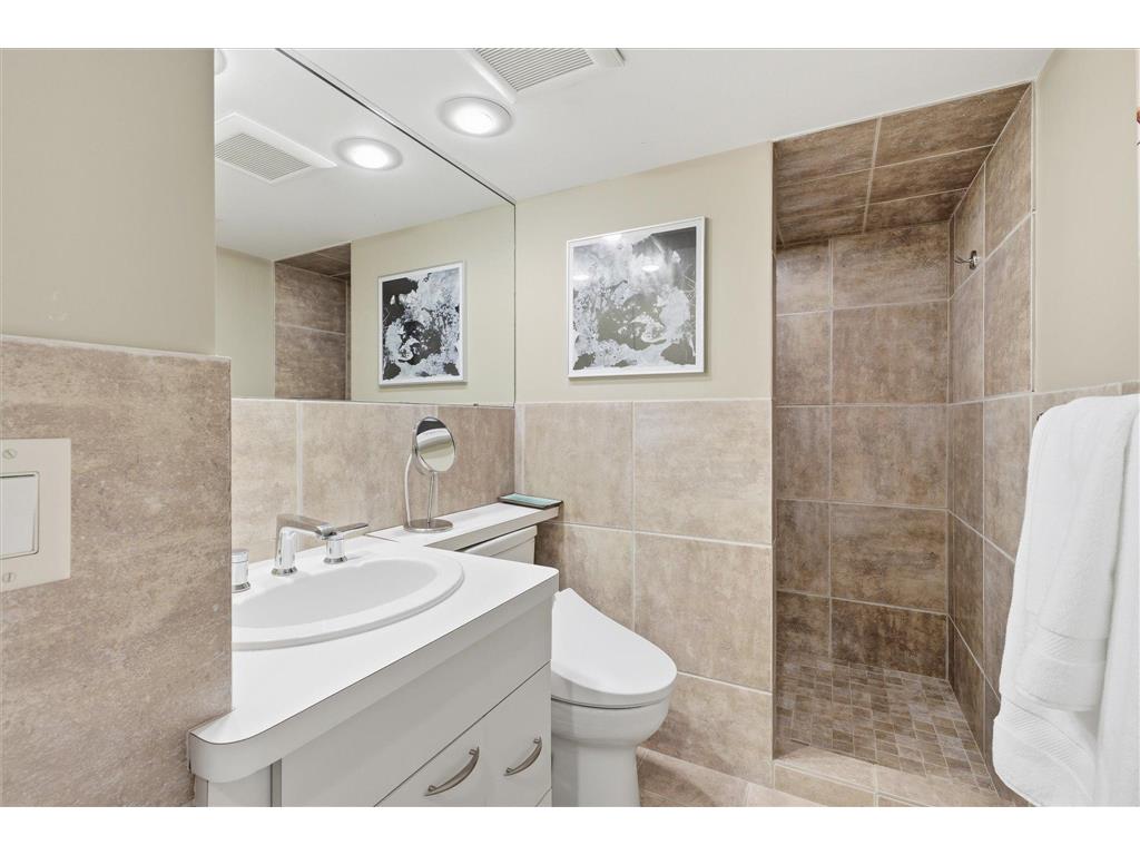 5717 View Lane Edina MN 55436 7037518 image41