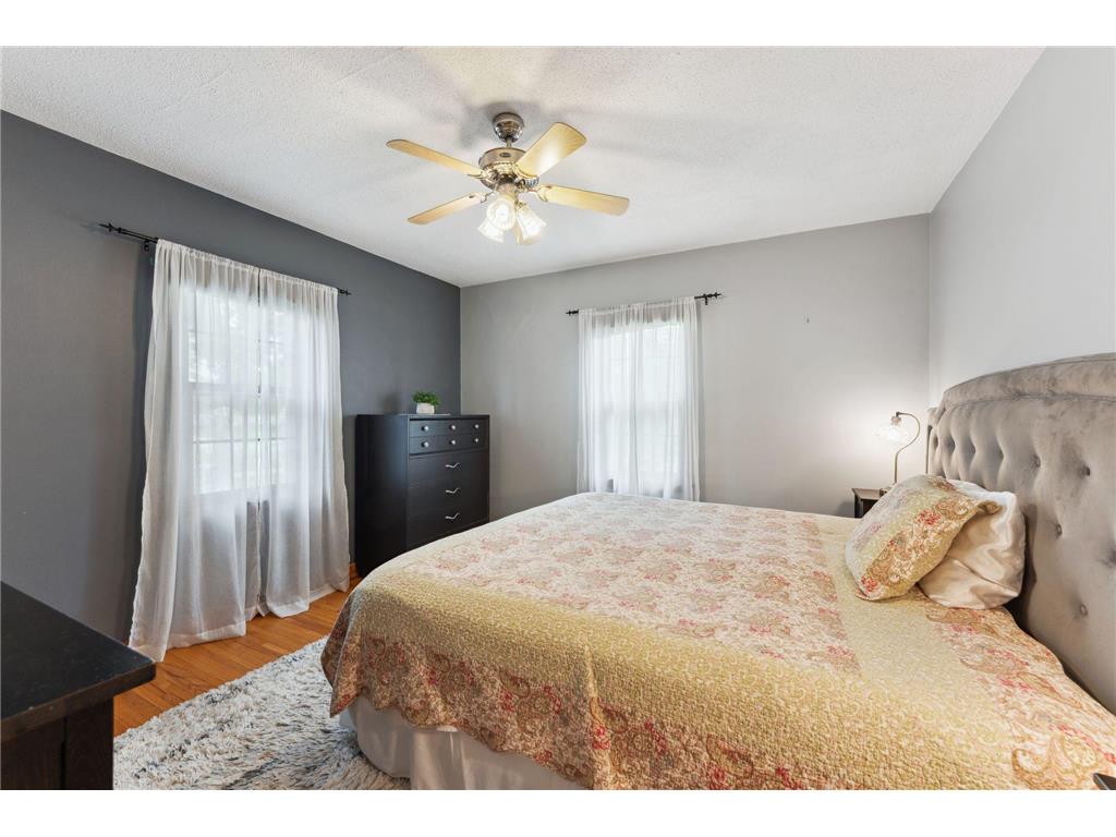 5718 13th Avenue S Minneapolis MN 55417 7063897 image20