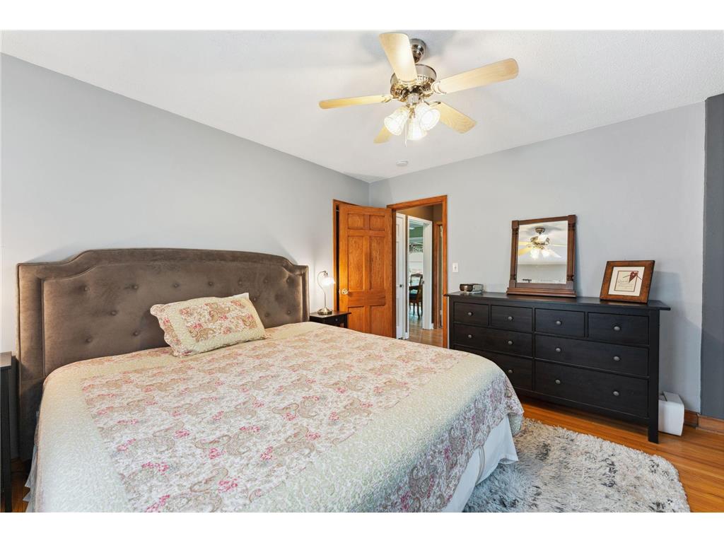 5718 13th Avenue S Minneapolis MN 55417 7063897 image22