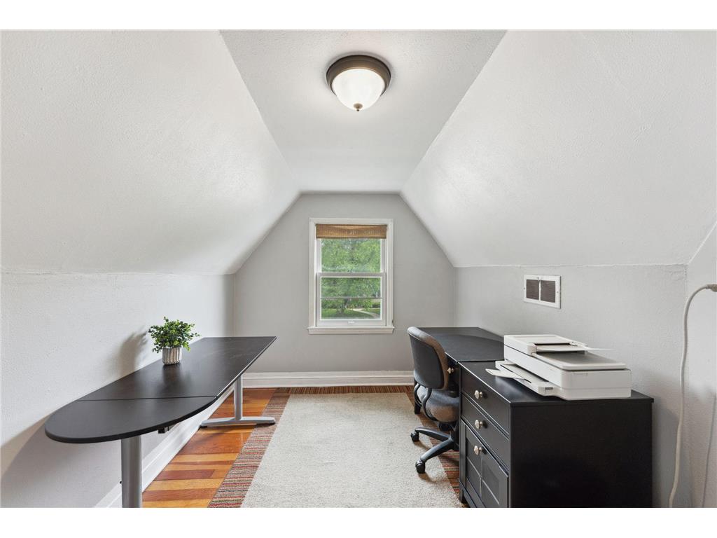 5718 13th Avenue S Minneapolis MN 55417 7063897 image29
