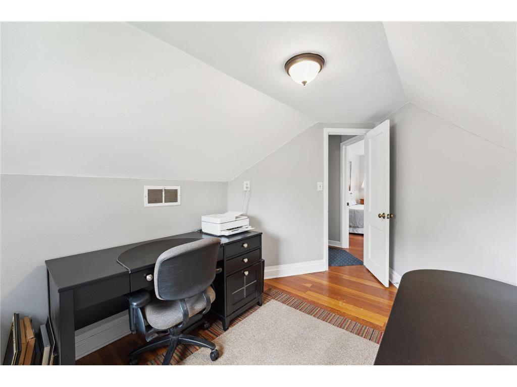 5718 13th Avenue S Minneapolis MN 55417 7063897 image30