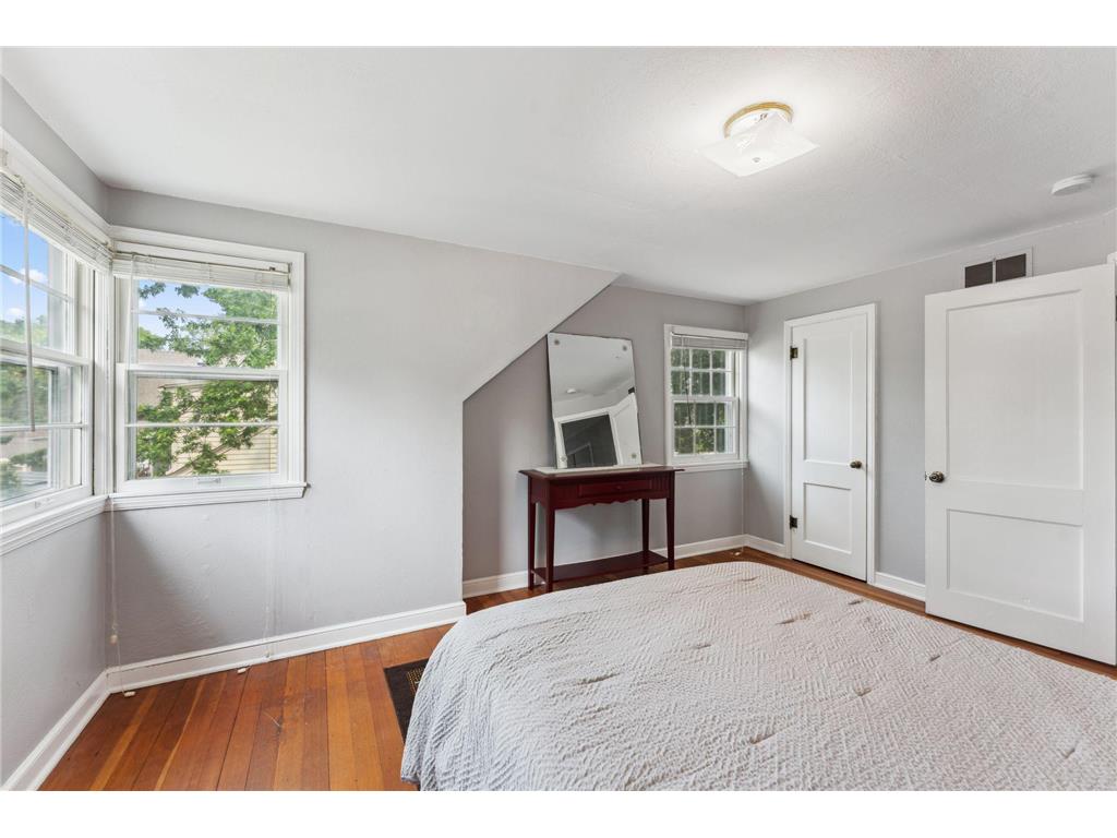 5718 13th Avenue S Minneapolis MN 55417 7063897 image34
