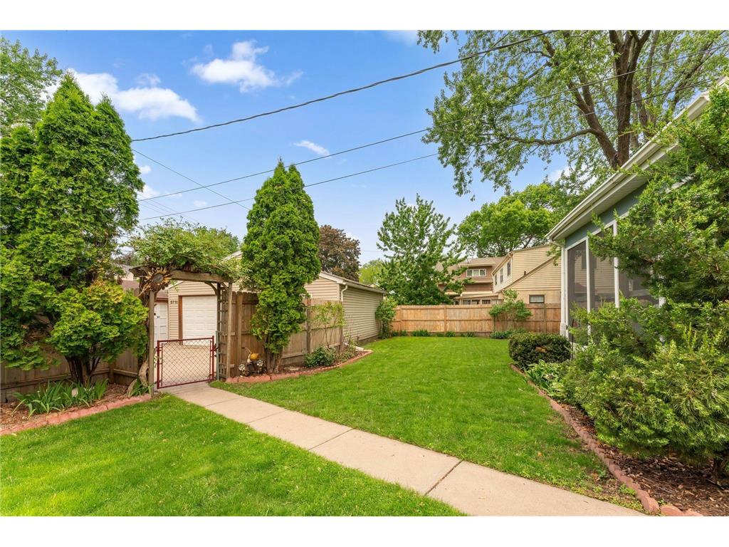 5718 13th Avenue S Minneapolis MN 55417 7063897 image57