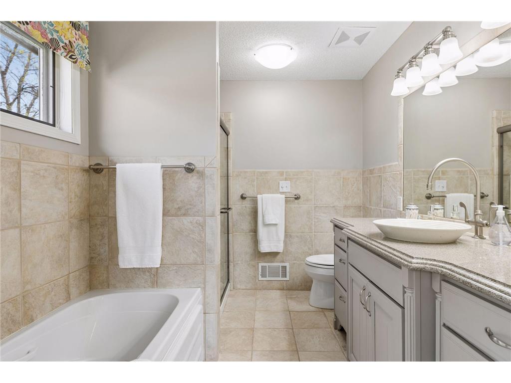 5718 Auto Club Circle Bloomington MN 55437 7036738 image17