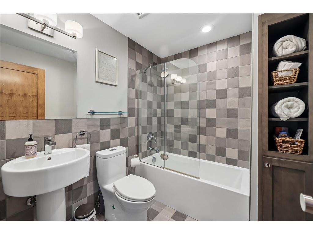 572 Dayton Avenue Saint Paul MN 55102 7104057 image17
