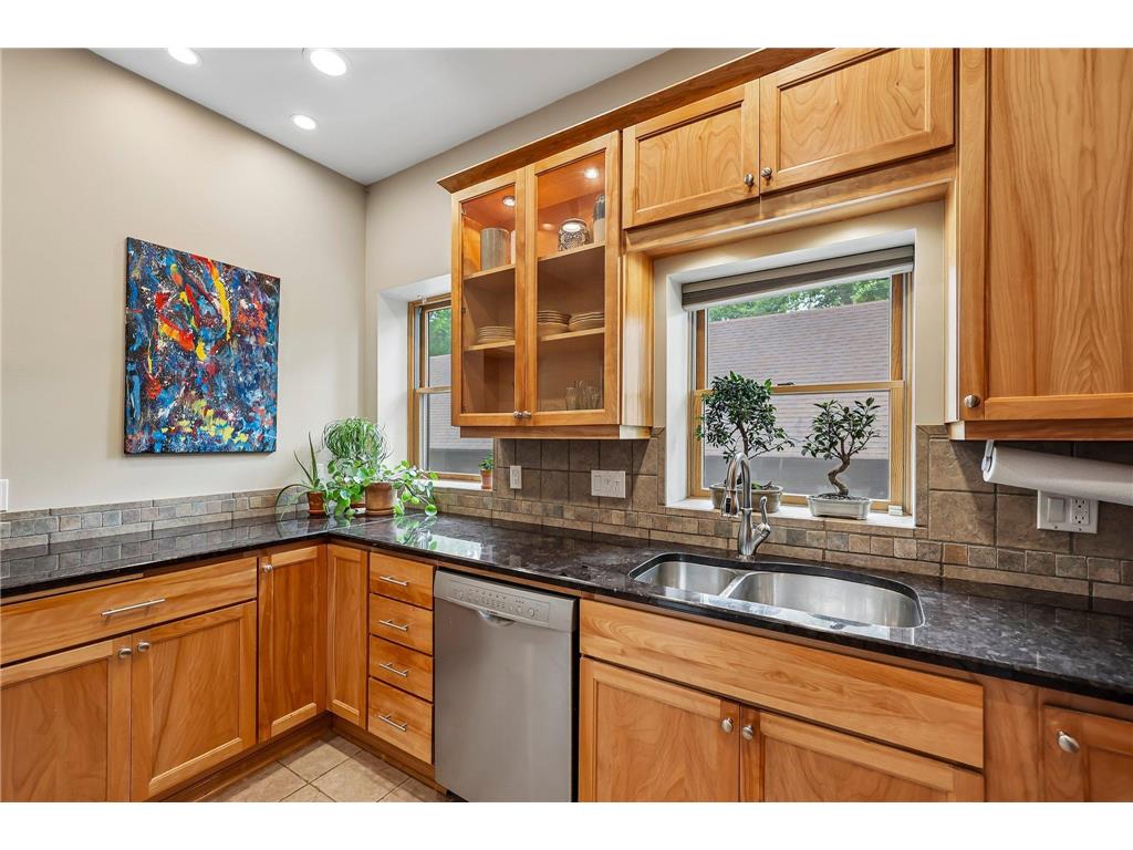 572 Dayton Avenue Saint Paul MN 55102 7104057 image21
