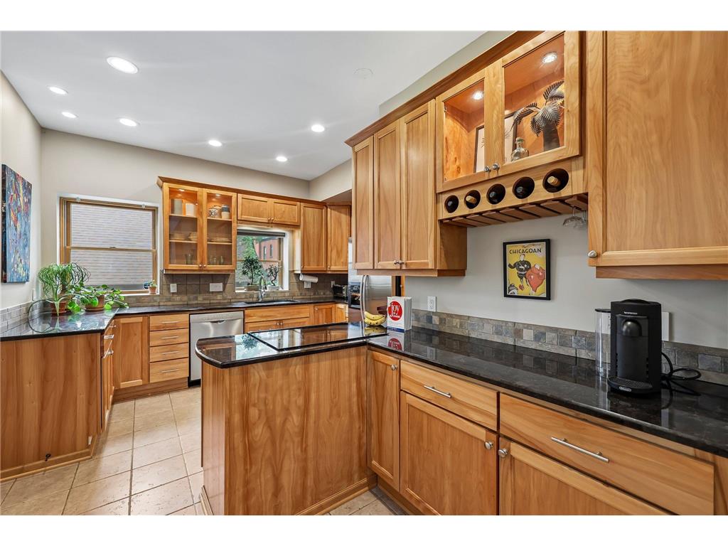 572 Dayton Avenue Saint Paul MN 55102 7104057 image23