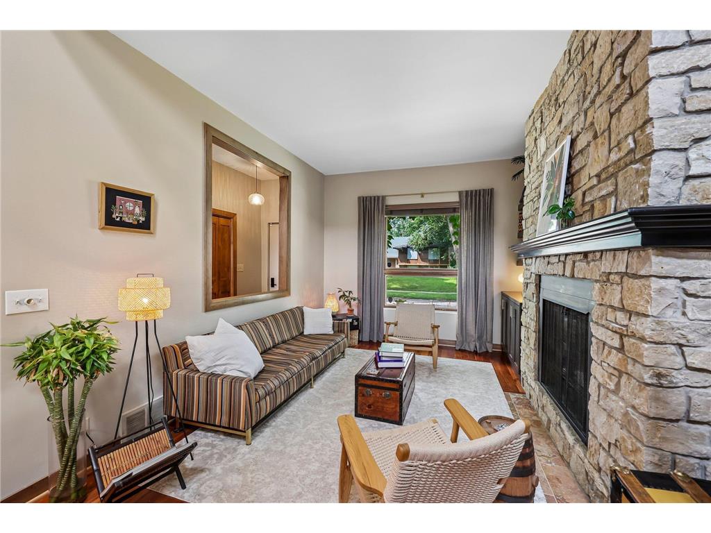 572 Dayton Avenue Saint Paul MN 55102 7104057 image8