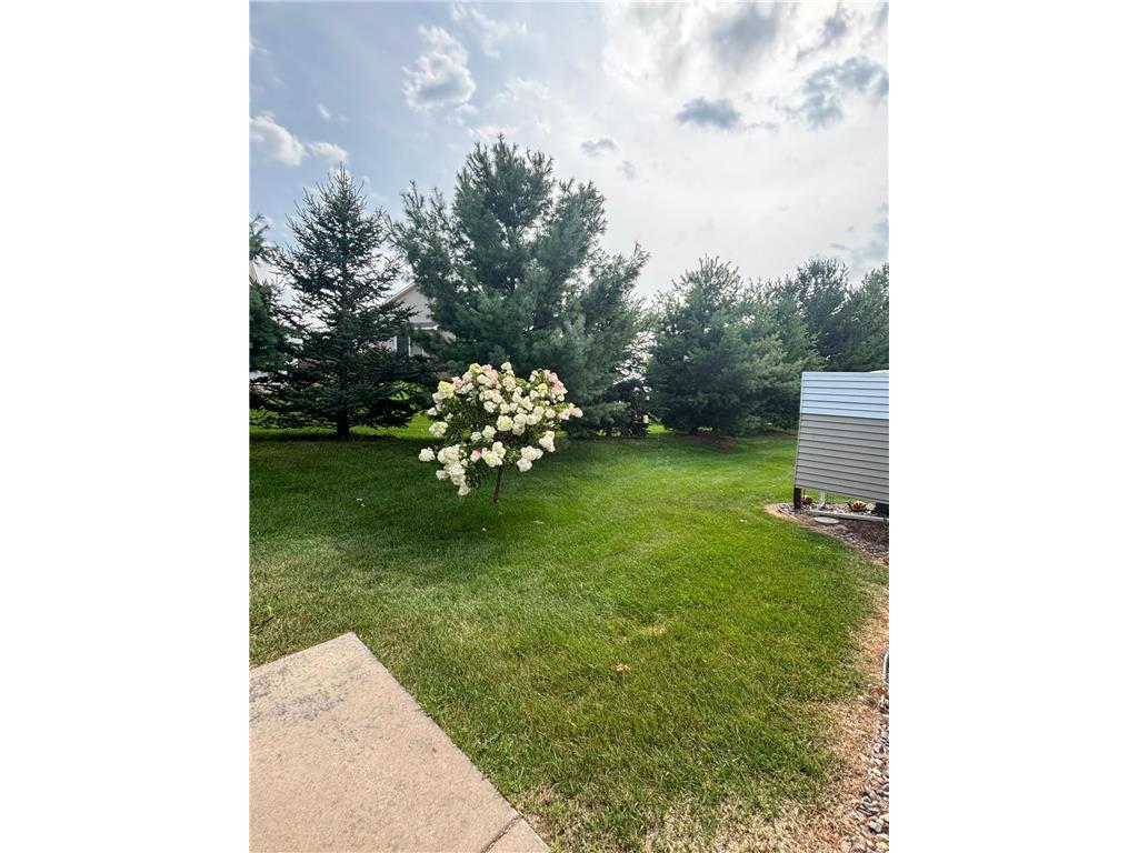 572 Williamsburg Place New Richmond WI 54017 7032512 image2