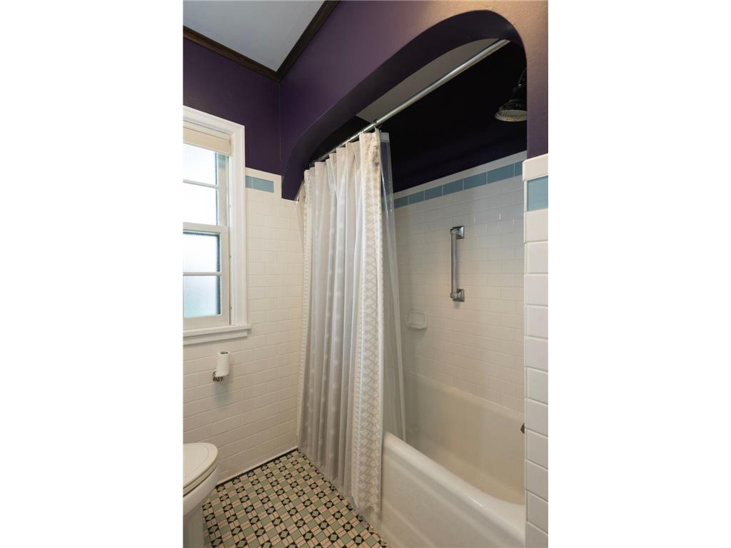 5720 11th Avenue S Minneapolis MN 55417 7084052 image16
