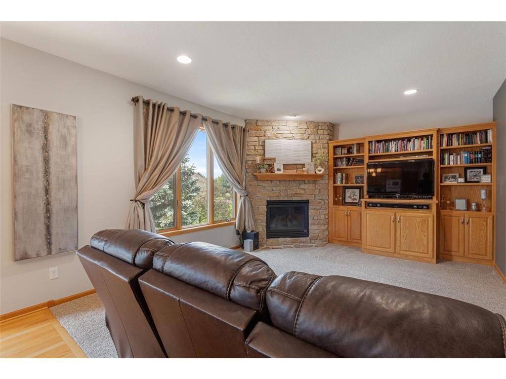5721 103rd Avenue N Brooklyn Park MN 55443 7085815 image12