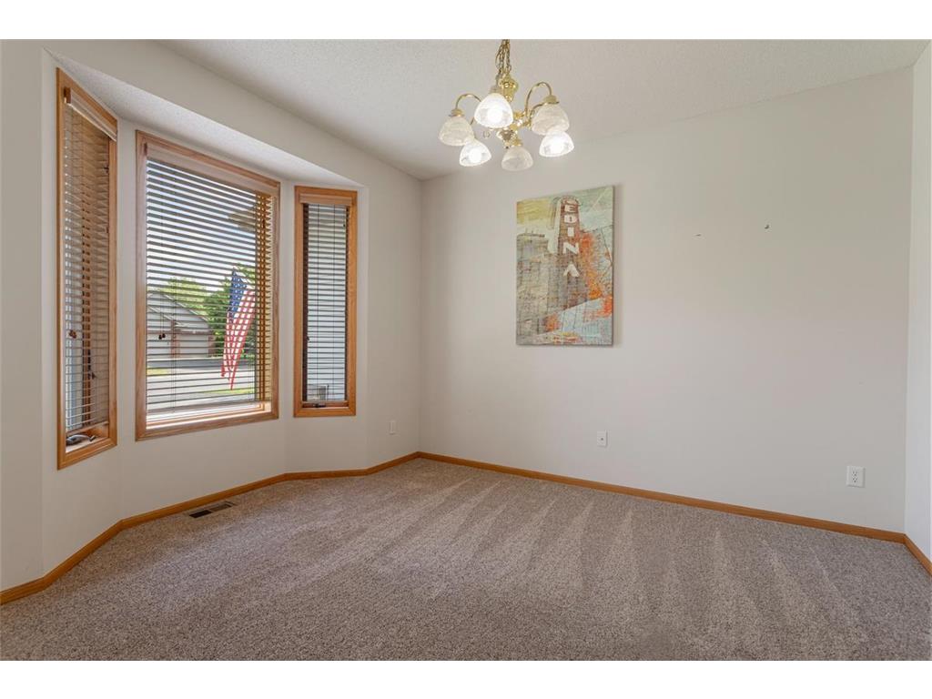 5721 103rd Avenue N Brooklyn Park MN 55443 7085815 image16