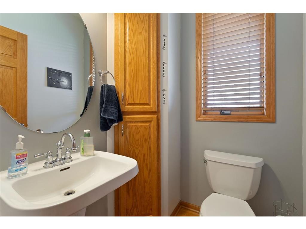 5721 103rd Avenue N Brooklyn Park MN 55443 7085815 image23