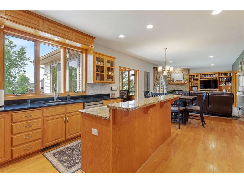 5721 103rd Avenue N Brooklyn Park MN 55443 7085815 image3
