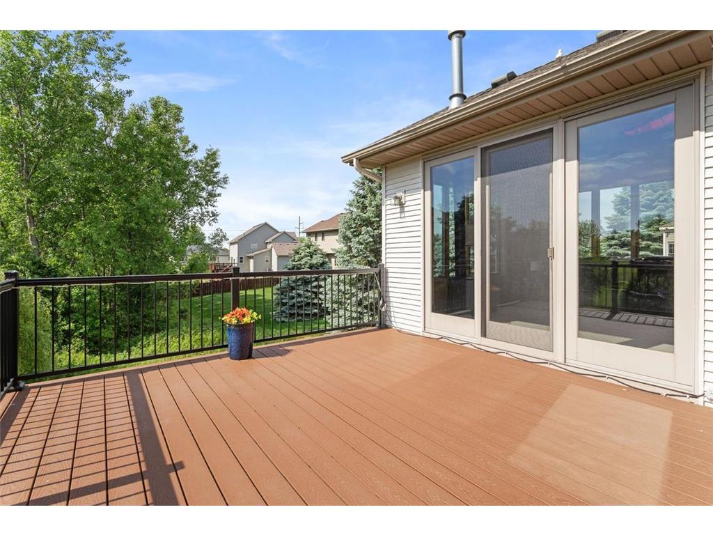 5721 103rd Avenue N Brooklyn Park MN 55443 7085815 image36