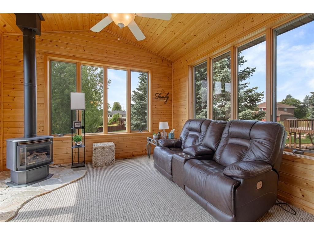 5721 103rd Avenue N Brooklyn Park MN 55443 7085815 image7