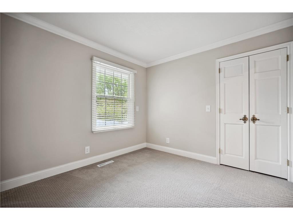 5721 Londonderry Road Edina MN 55436 7039419 image51