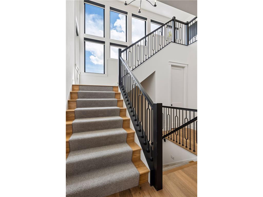 5721 Saint Johns Avenue Edina MN 55424 7062554 image18