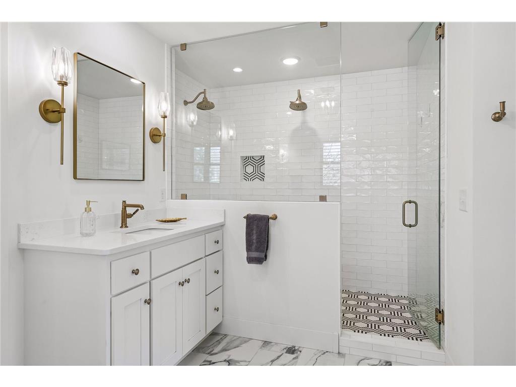 5721 Saint Johns Avenue Edina MN 55424 7062554 image24