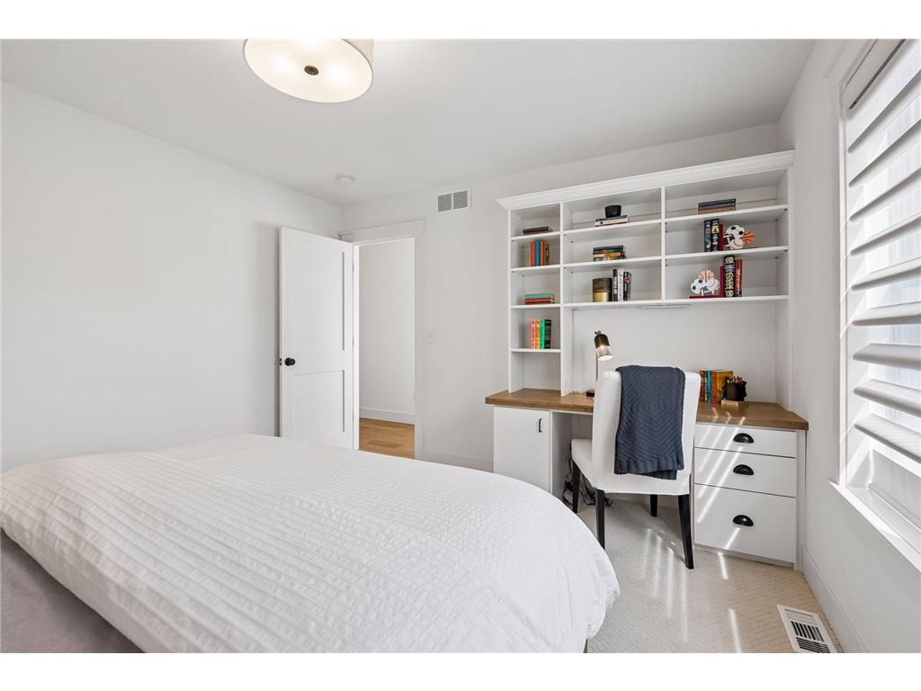 5721 Saint Johns Avenue Edina MN 55424 7062554 image30