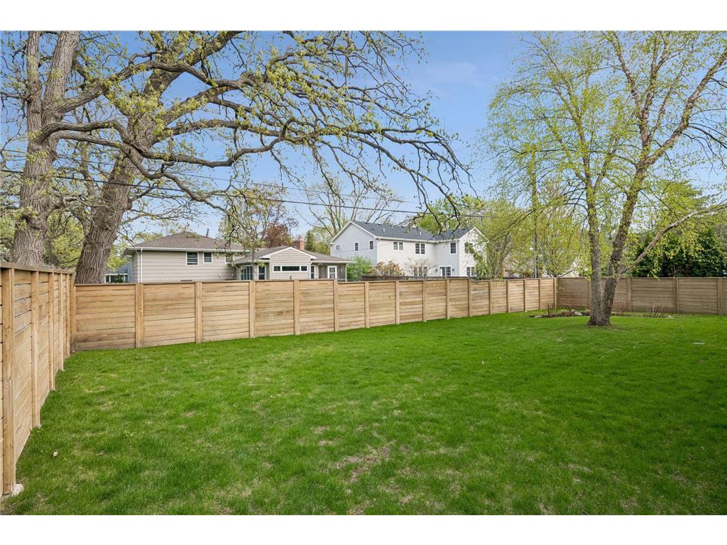 5721 Saint Johns Avenue Edina MN 55424 7062554 image43