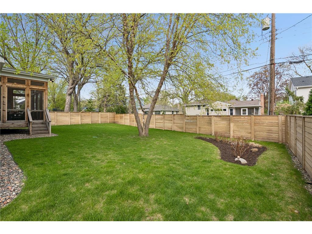 5721 Saint Johns Avenue Edina MN 55424 7062554 image44